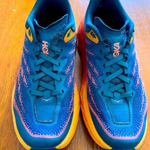 HOKA Women’s Speedgoat 5 running shoes, medium width in blue/coral Size 7.5B